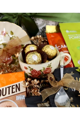 Festive Treats Hamper - APG018