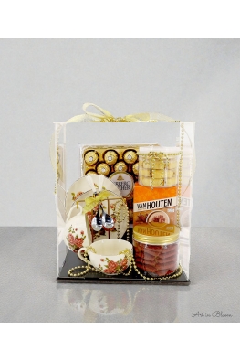 Golden Wishes Hamper - APG021
